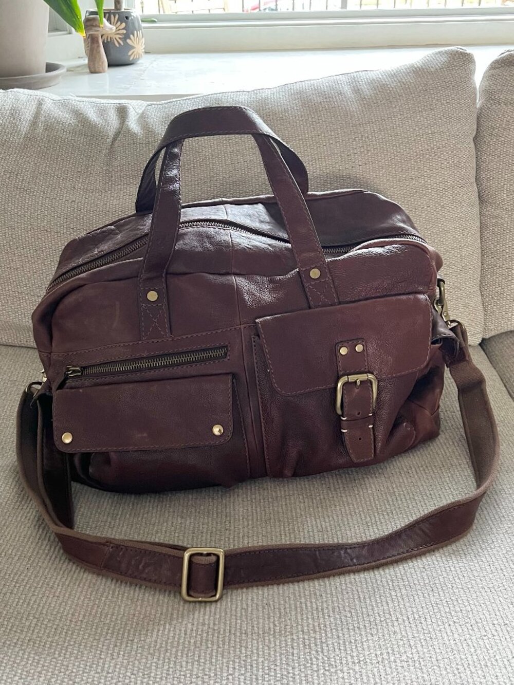 Vintage Fossil Leather Duffle Travel Bag